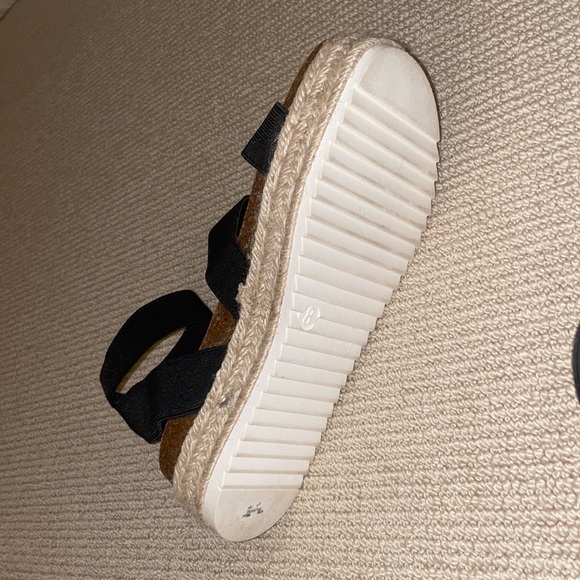 Black American Eagle espadrille wedges/platform size 8 - Picture 6 of 6